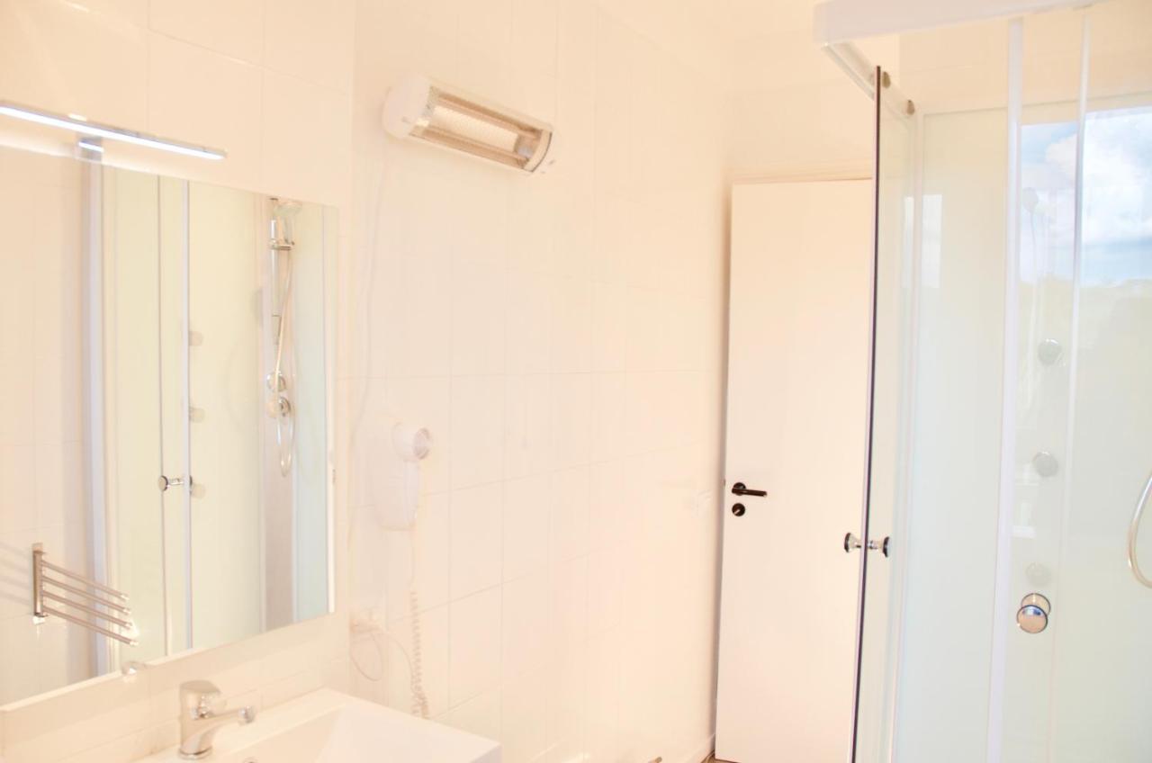 Beachfront Rooms 拉古萨的码头 外观 照片